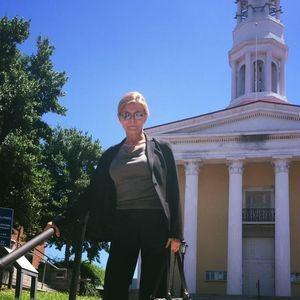 Meet your Posher, Sharon